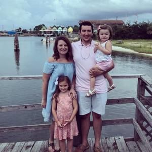 Meet your Posher, Alli